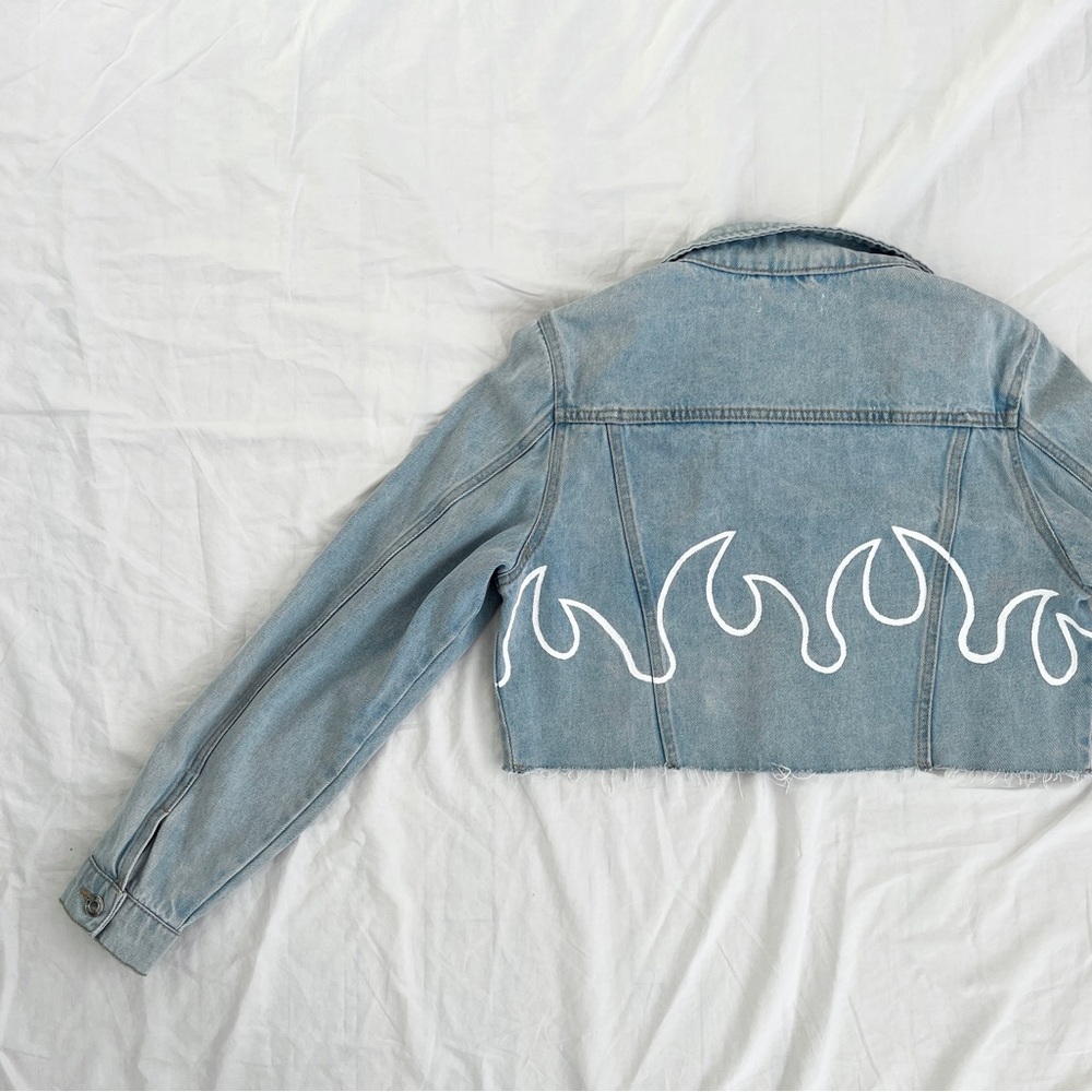 White flame cropped denim jacket